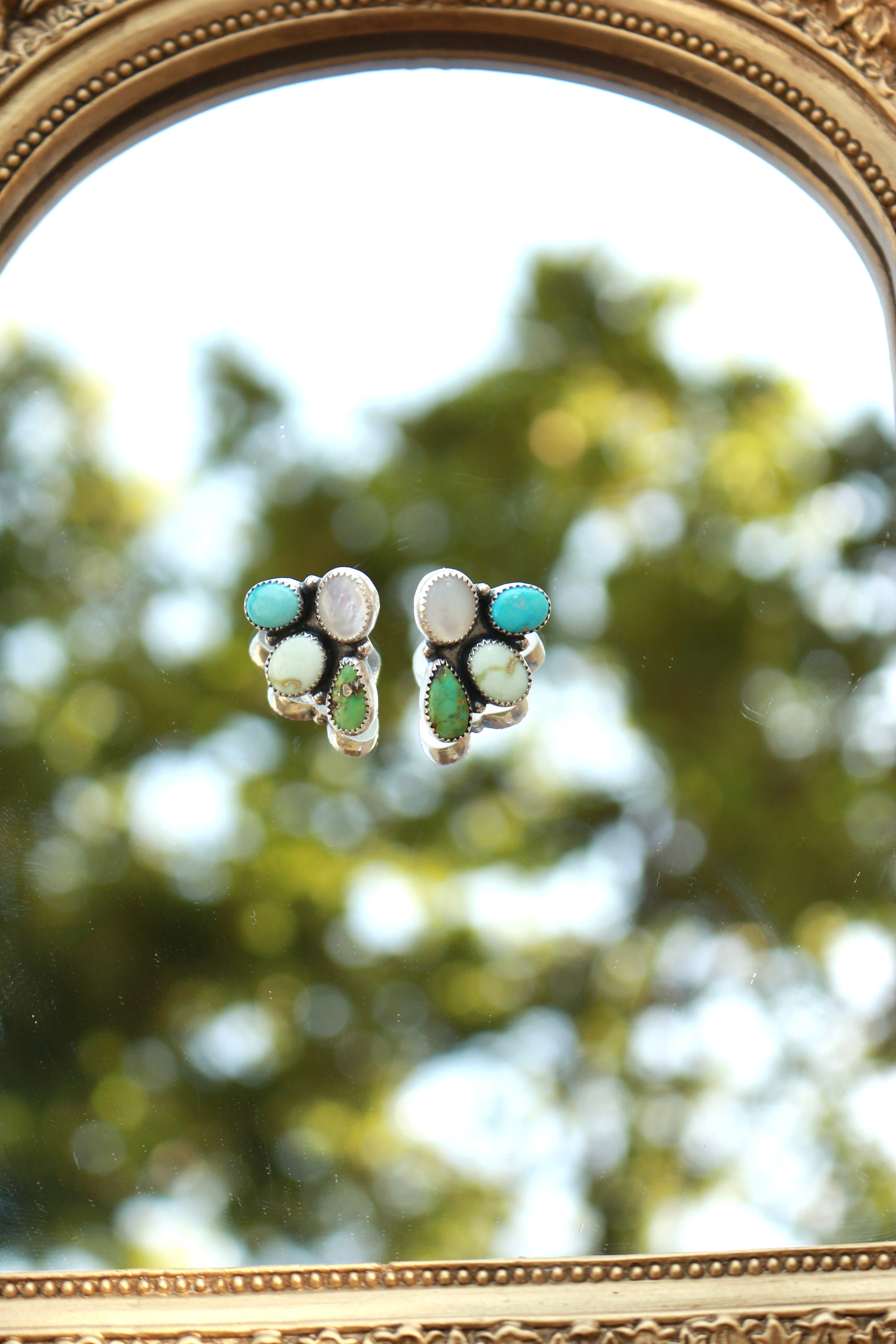The Fresh Bloom earrings
