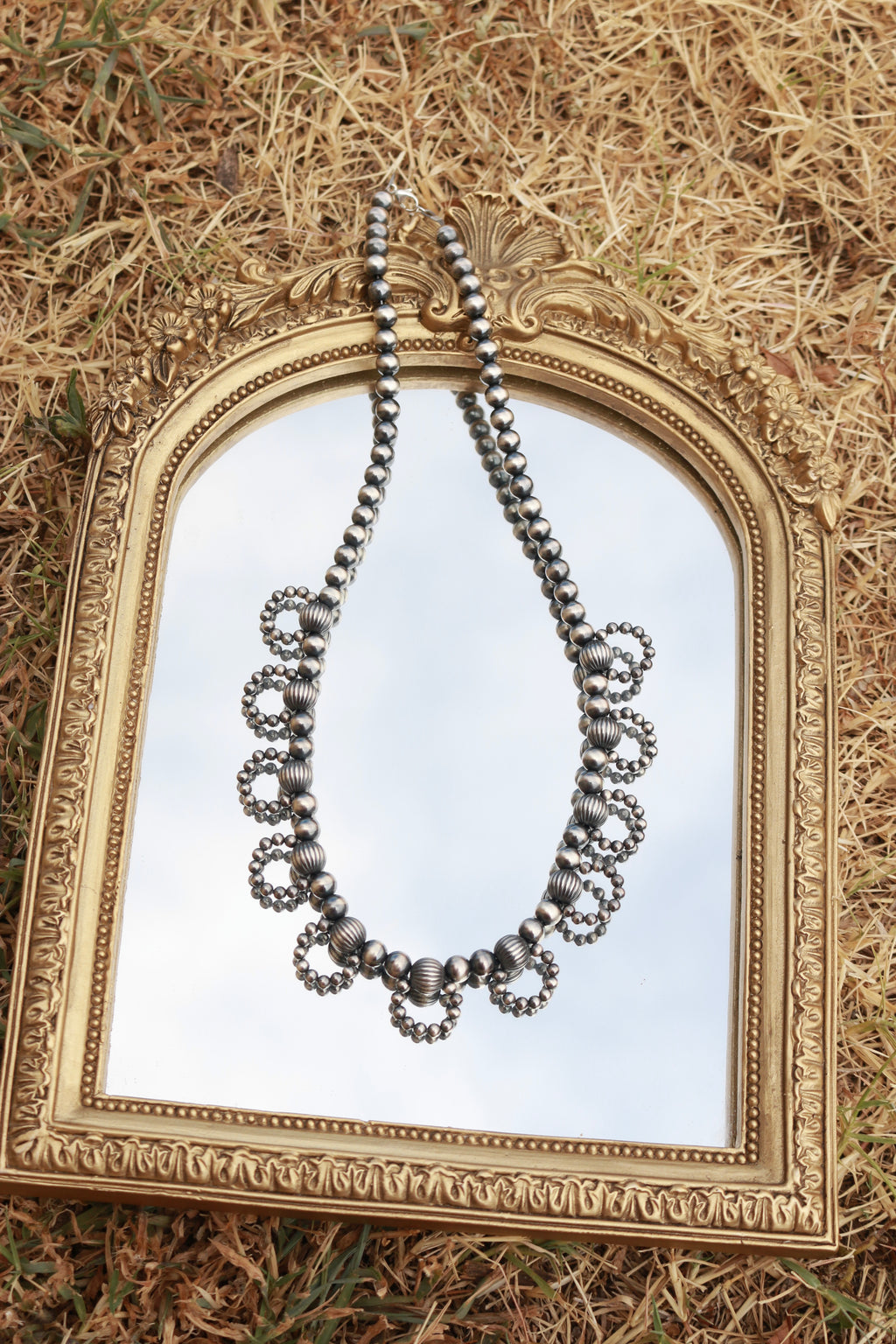 The Dust Flower necklace